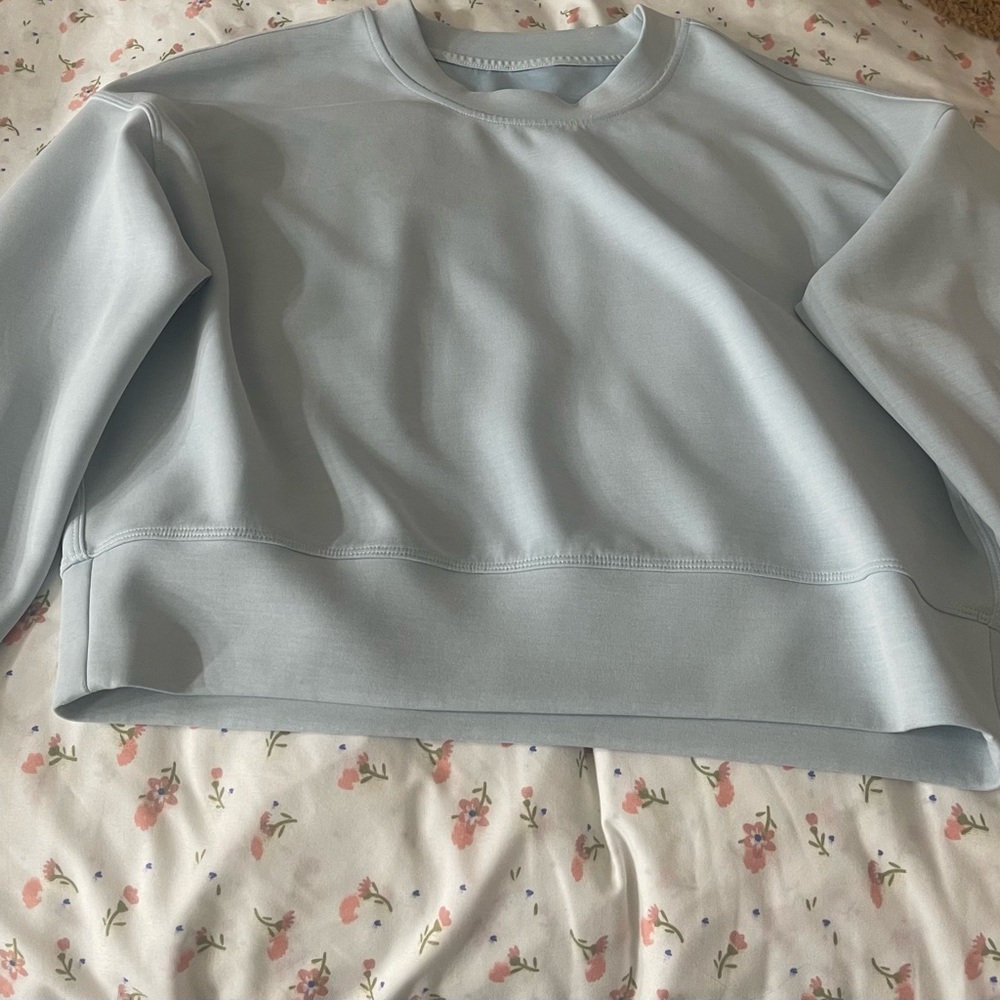 Lululemon cropped sweatshirt